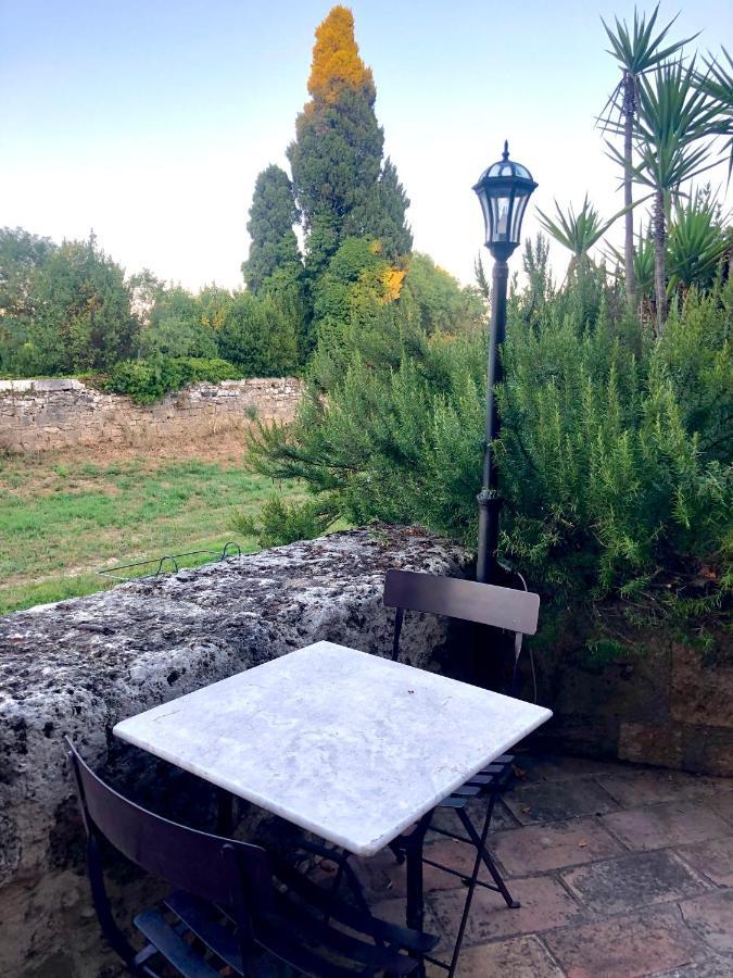 Au Bout Du Pre Hotel Pezenas Luaran gambar